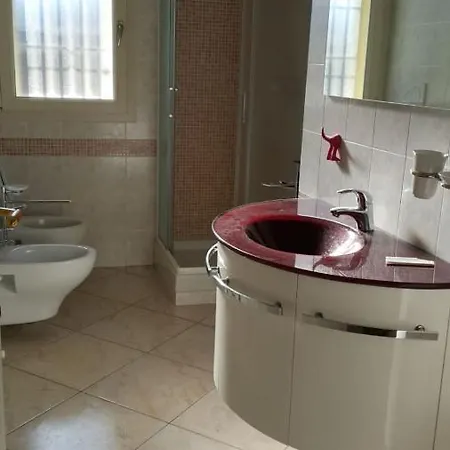 Villetta Due Piani Vista Mare Apartamento *